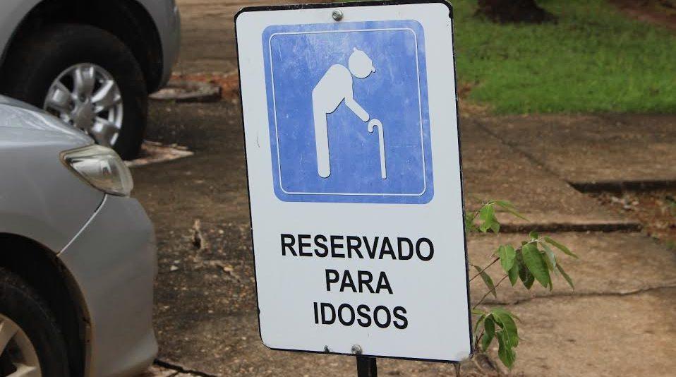 Prefeitura de Garuva está fornecendo credencial de vagas de estacionamento para idosos e portadores de necessidades especiais