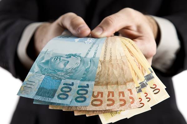 Novo salário mínimo deve ser definido nesta quarta-feira (02) diz novo ministro da Casa Civil