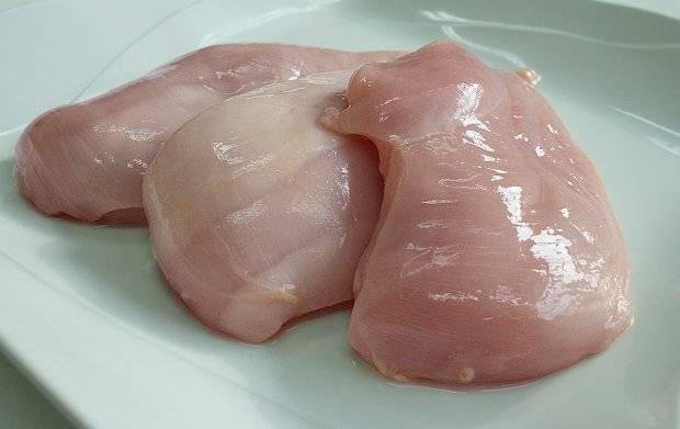 DIVS alerta para recolhimento de lotes de frango por risco de presença de Salmonella