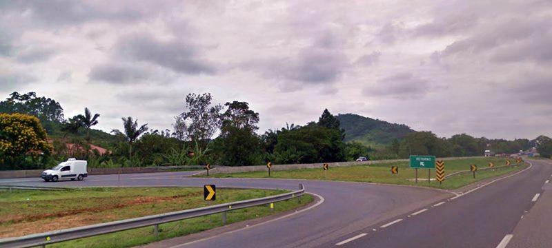Autopista suspende temporariamente o fechamento do Retorno no km 14,8 da BR 101 em Garuva