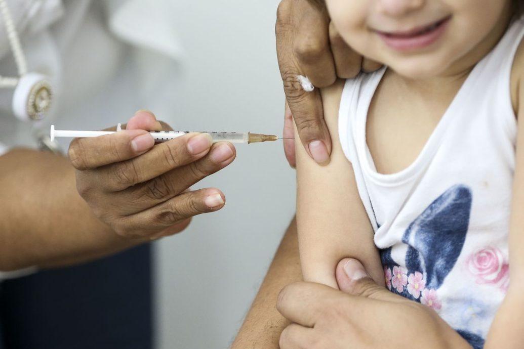 Campanha contra o Sarampo realiza vacinação em crianças de 6 meses a menores de cinco anos