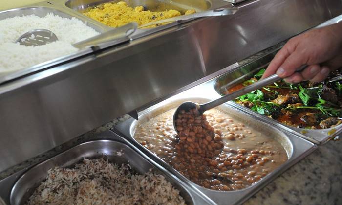 Governo sanciona lei que permite doação de refeições não vendidas