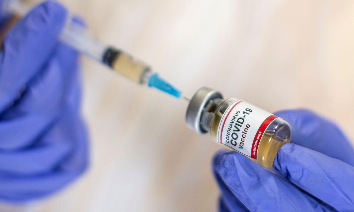 Governo anuncia hoje (16) plano nacional de vacinação contra covid-19