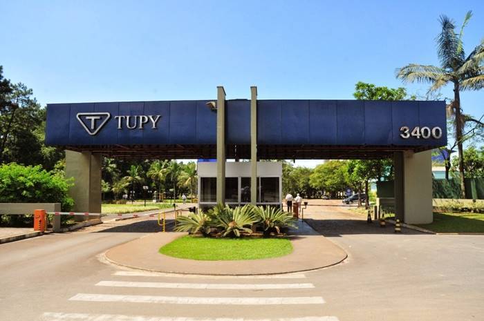 Tupy seleciona funcionários em Garuva para vagas com salários iniciais de R$ 1.689,00 a R$ 2.295,00.