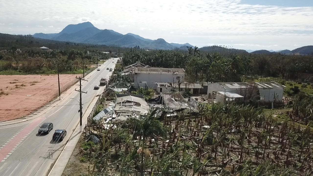 SUPERAÇÃO: Um ano depois da passagem do ciclone bomba, Garuva mostra recuperação.