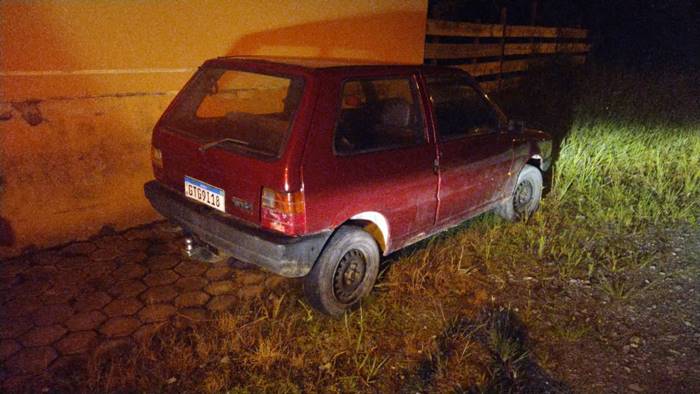 Veículo com registro de furto/roubo é encontrado em Itapoá