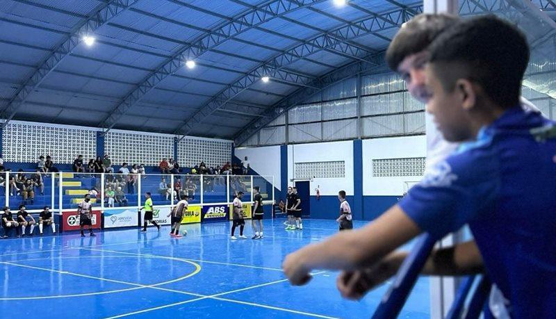 Ginásio de Esportes Evandro Nagel é reinaugurado com torneio de futsal, em Garuva.